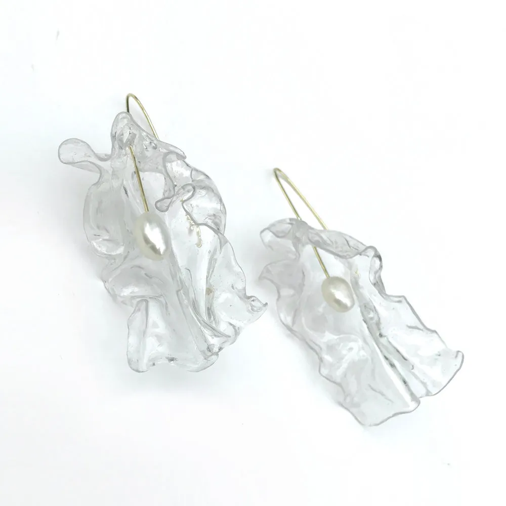 Clear Blossom With Pearl