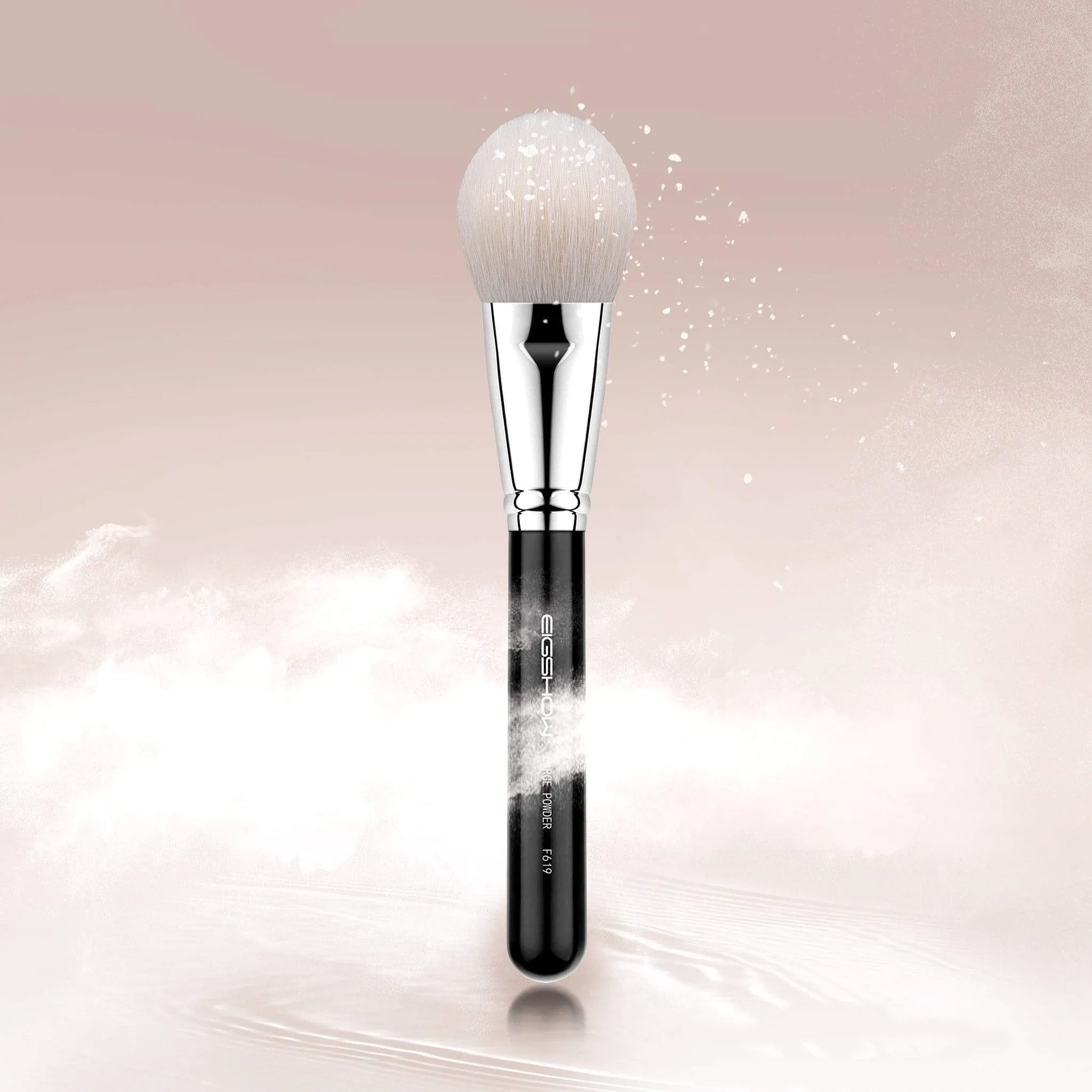 F619 - LARGE POWDER BRUSH