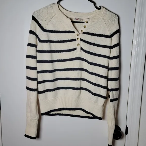 Faherty Cozy Cotton Striped Henley Sweater | Size XS | Black &amp; White