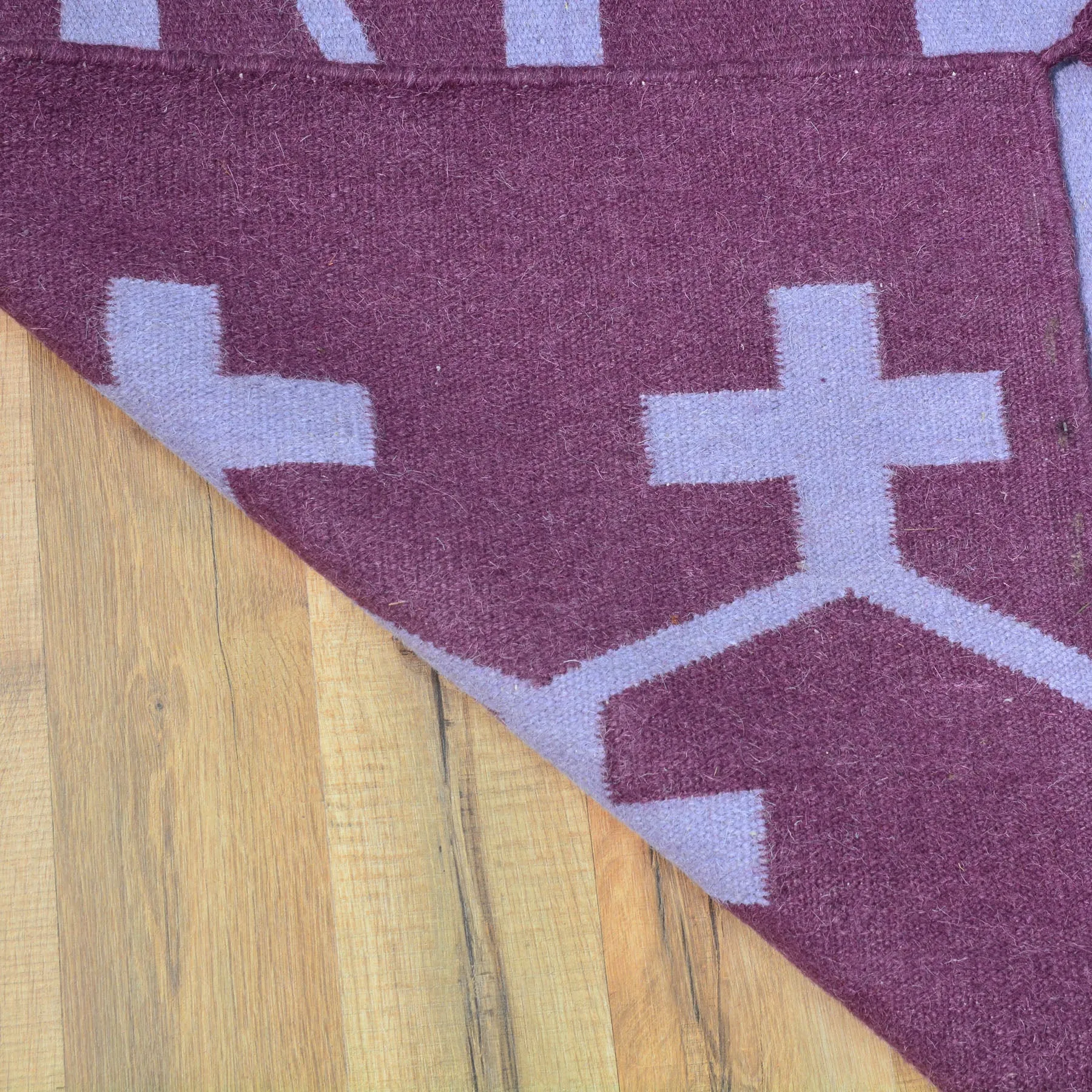 Hand-Woven Geometric Design Purple Color Wool Rug (Size 4.1 X 6.2) Cwral-8661