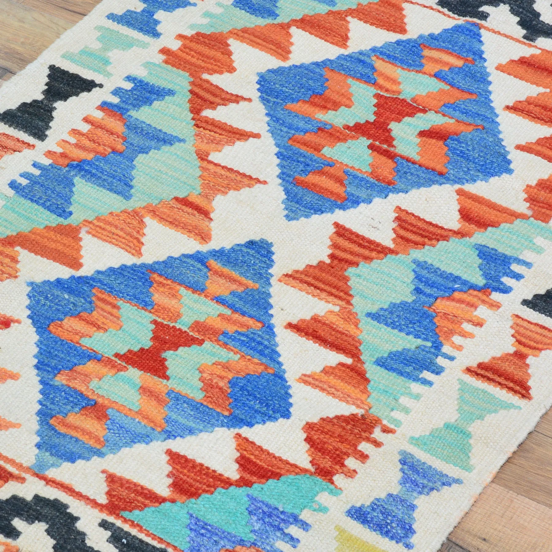 Hand-Woven Reversible Tribal Kilim Handmade Wool Rug (Size 1.11 X 2.7) Cwral-9384