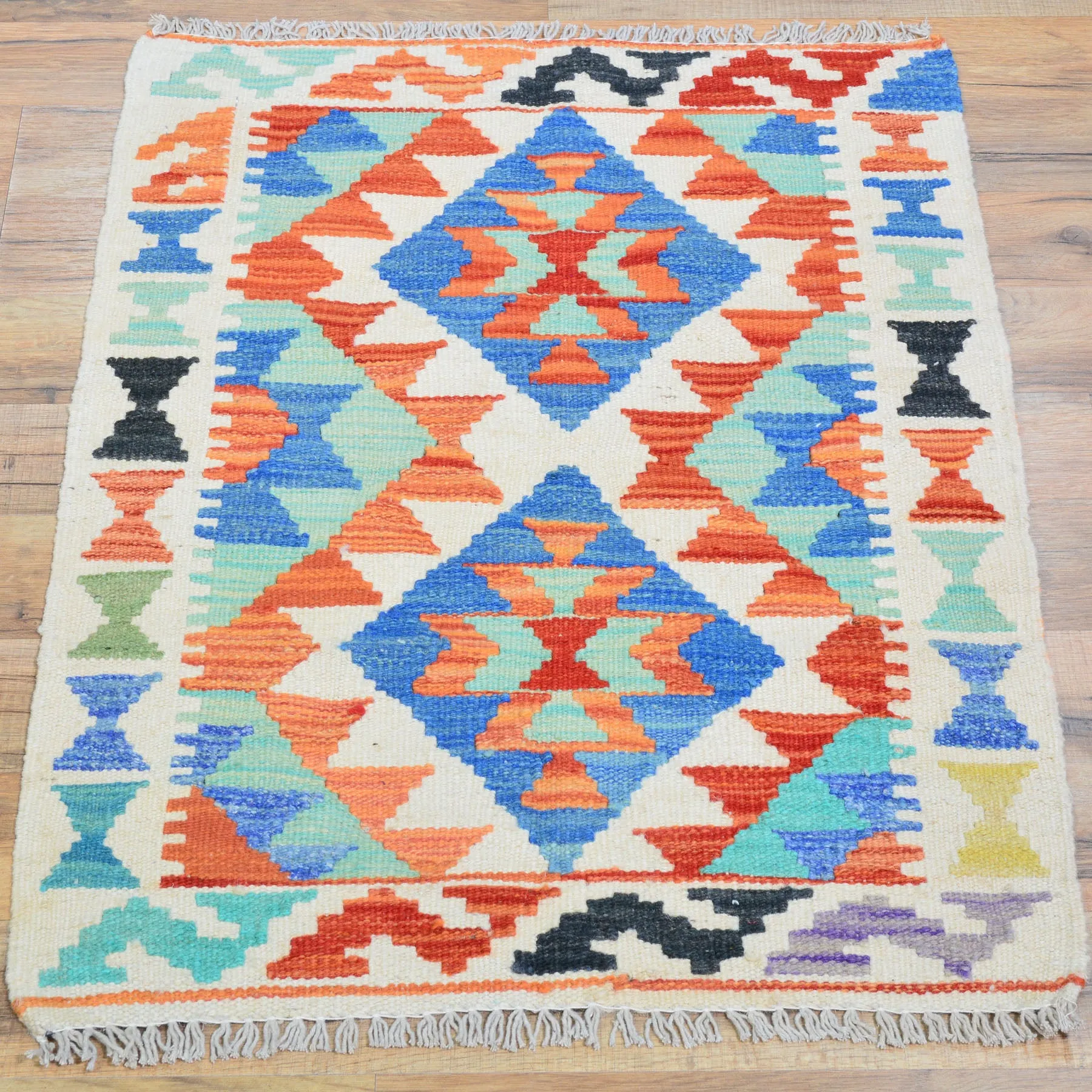 Hand-Woven Reversible Tribal Kilim Handmade Wool Rug (Size 1.11 X 2.7) Cwral-9384