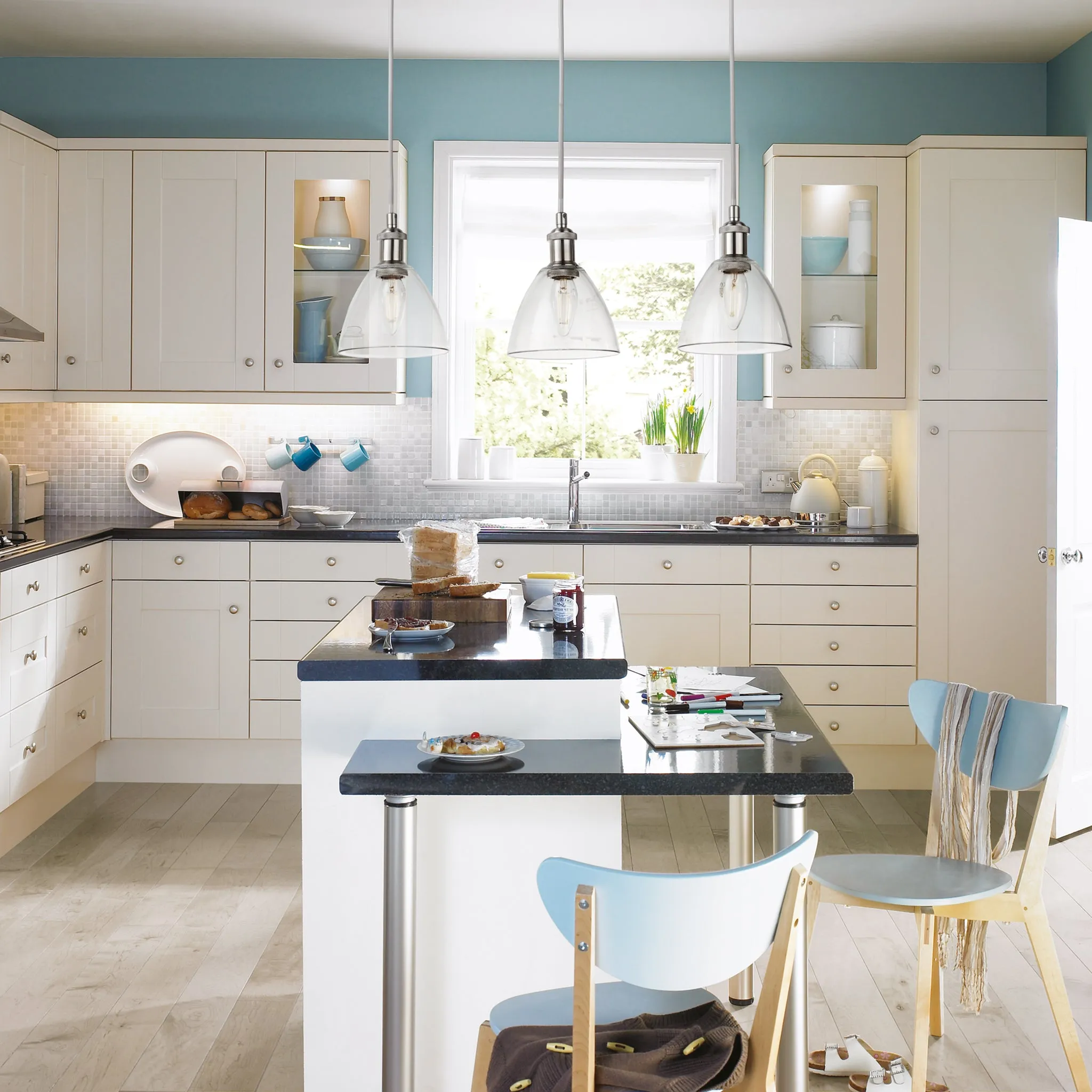 Newport 3 Light Glass Dining Bar Pendants