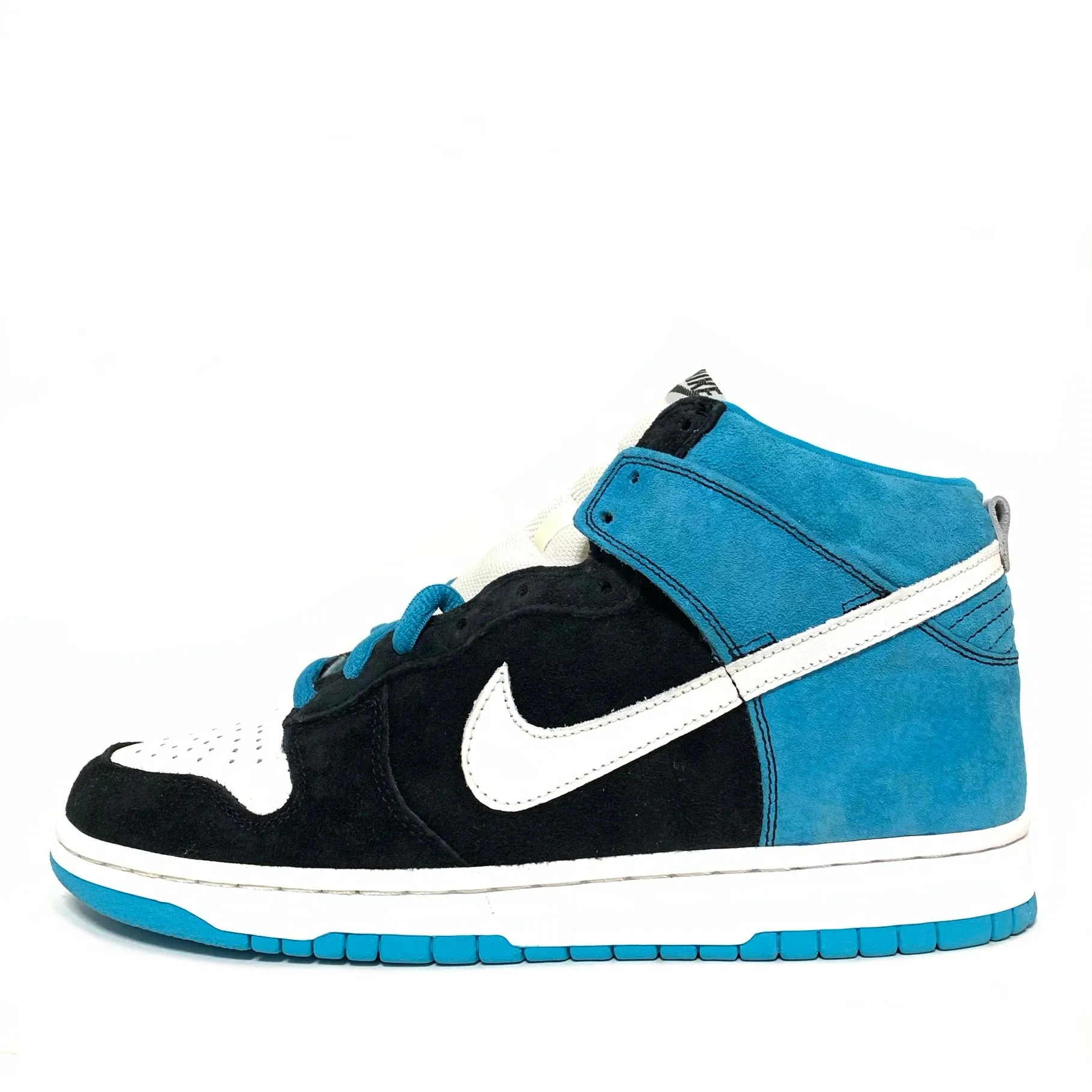 NIKE DUNK HIGH PRO SB SEND HELP