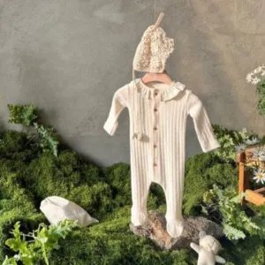 Plume Cotton Rib Knit Collared Baby Onesie (Ivory)