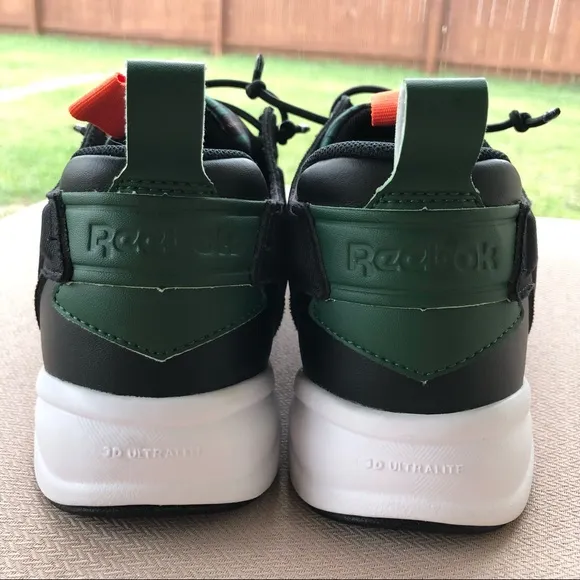 Reebok Limited Edition Custom Conor McGregor FuryLite Sneakers Shoes 7.5