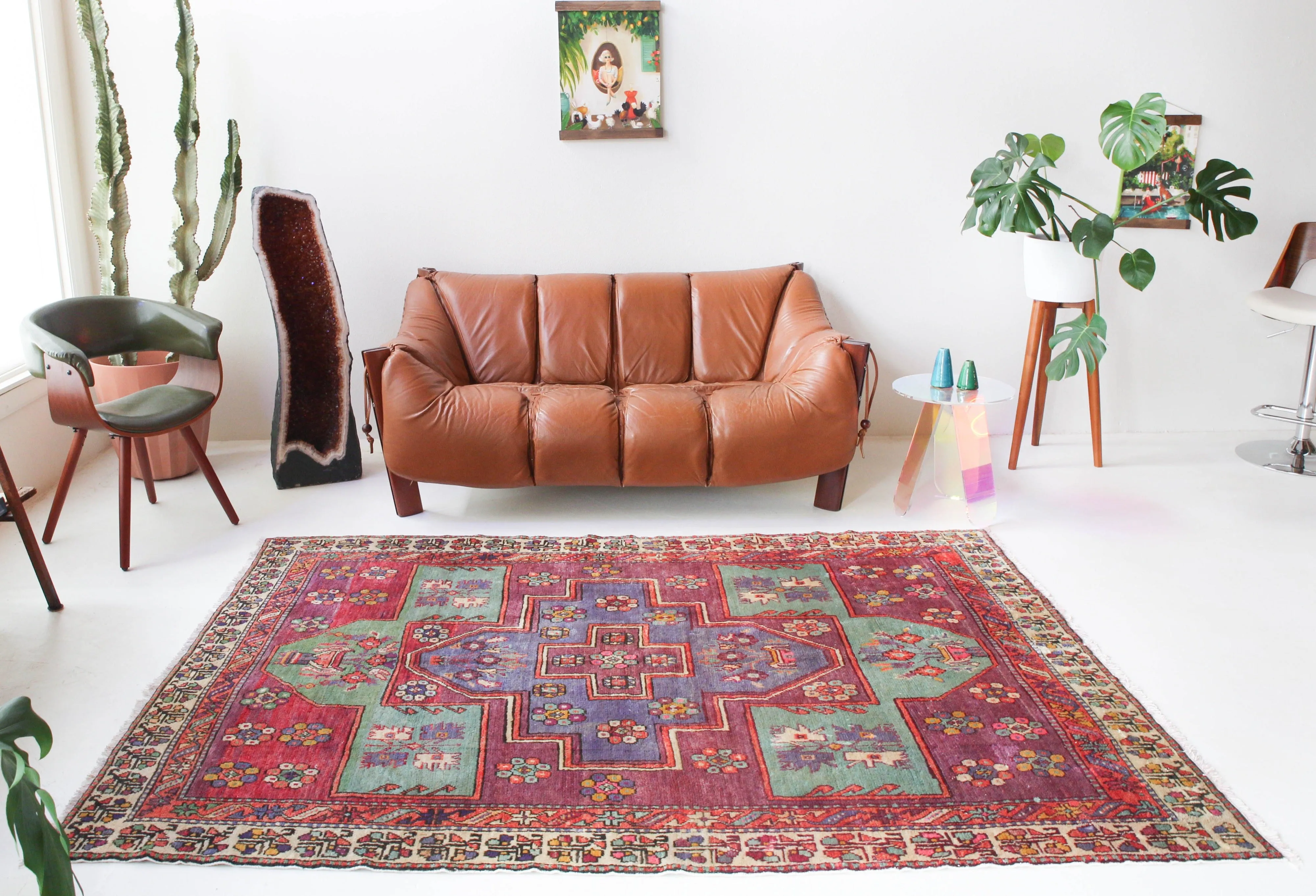Semi-antique Manisa Yunt Mountain Rug 5'6"x8'
