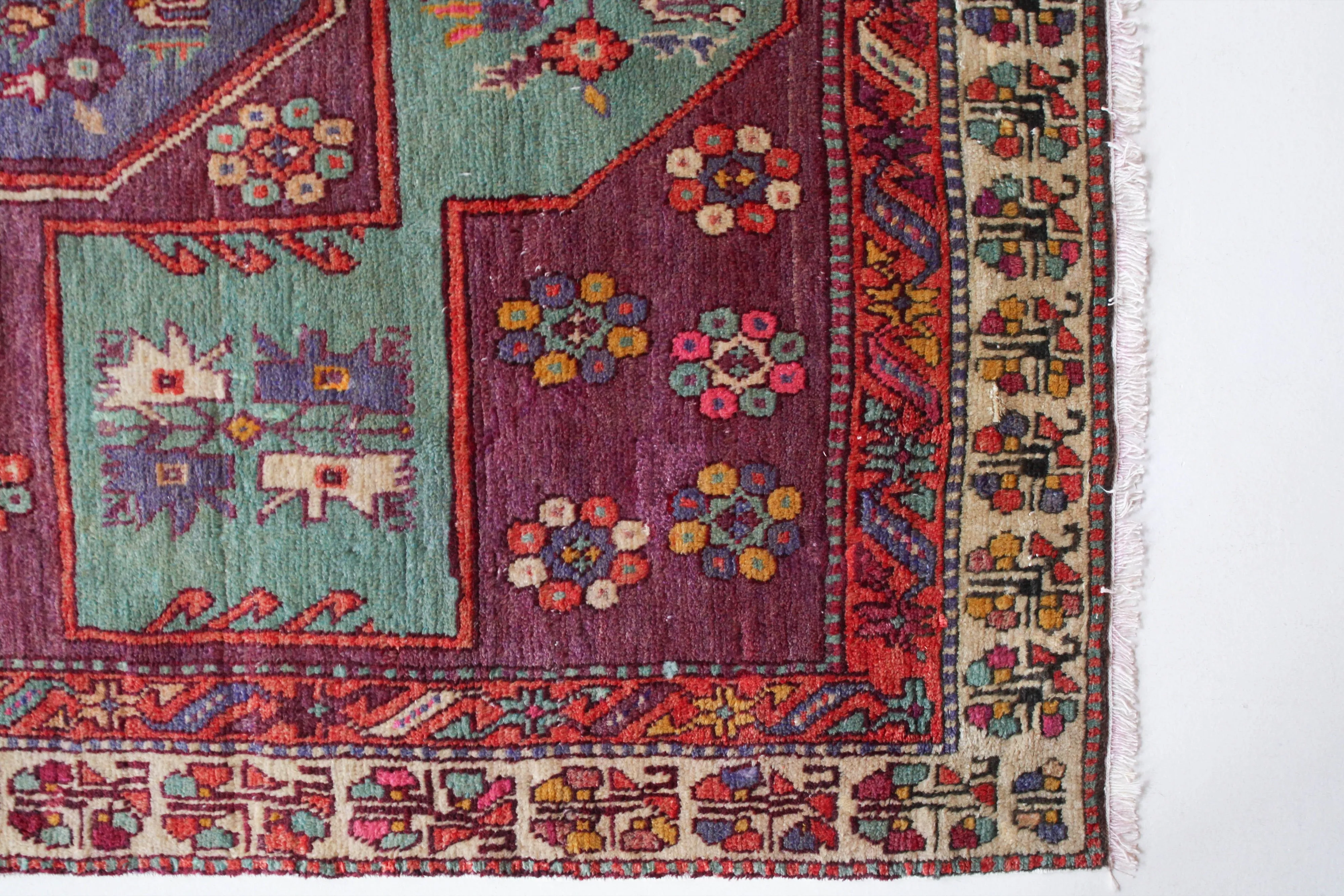 Semi-antique Manisa Yunt Mountain Rug 5'6"x8'