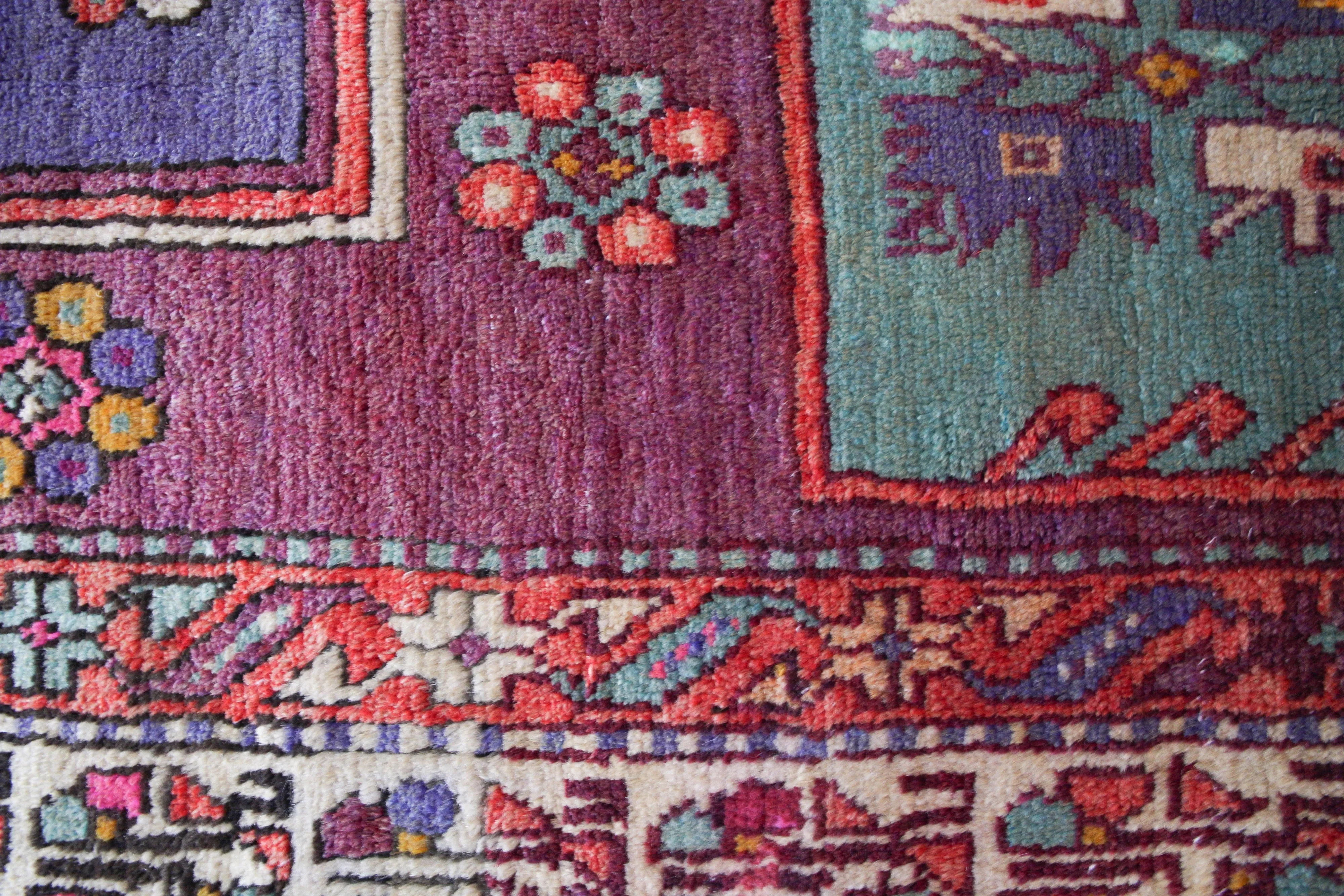Semi-antique Manisa Yunt Mountain Rug 5'6"x8'