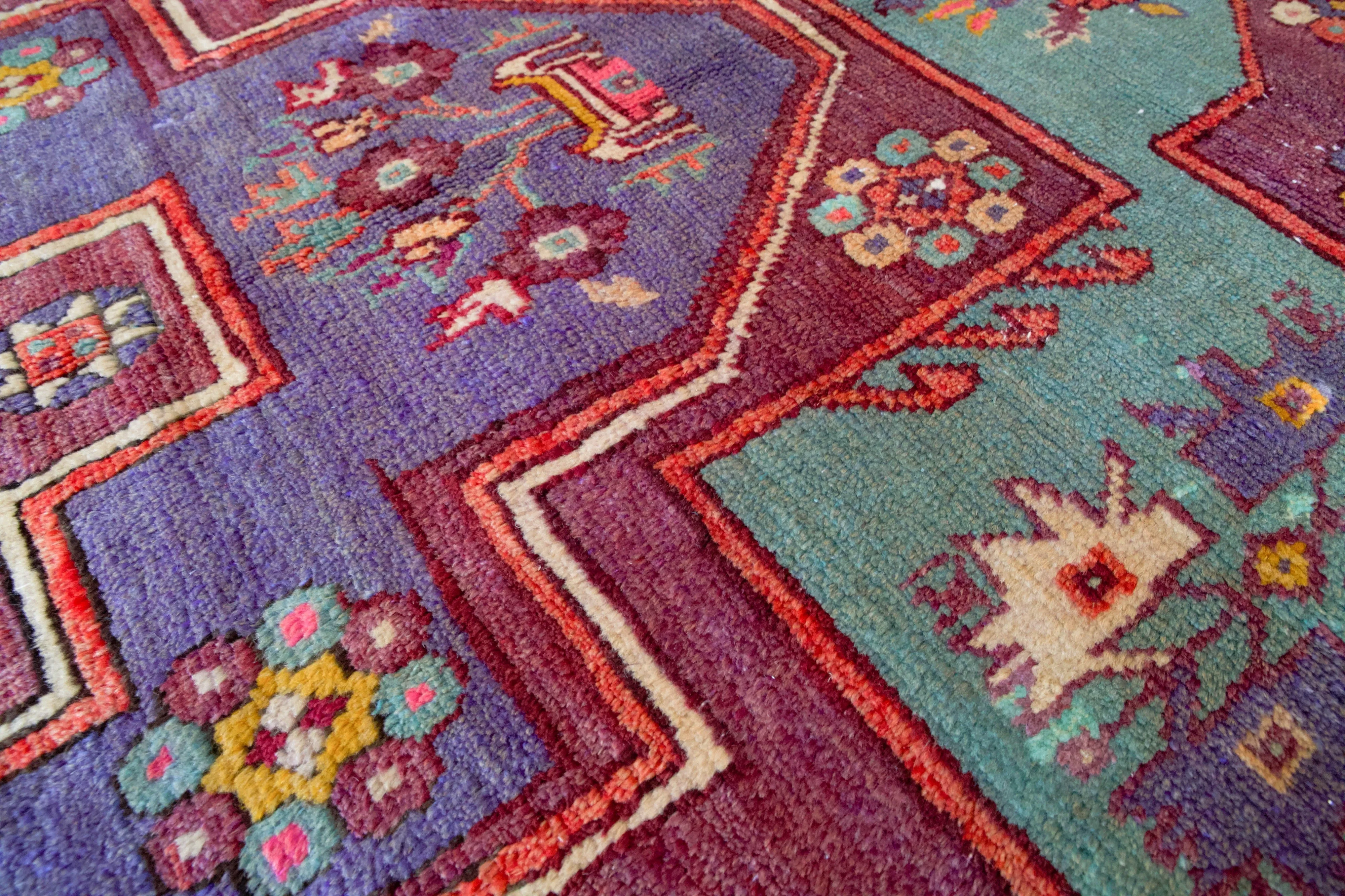 Semi-antique Manisa Yunt Mountain Rug 5'6"x8'