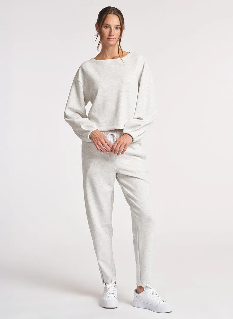 Ultraluxe Barrel Leg Zip Pant