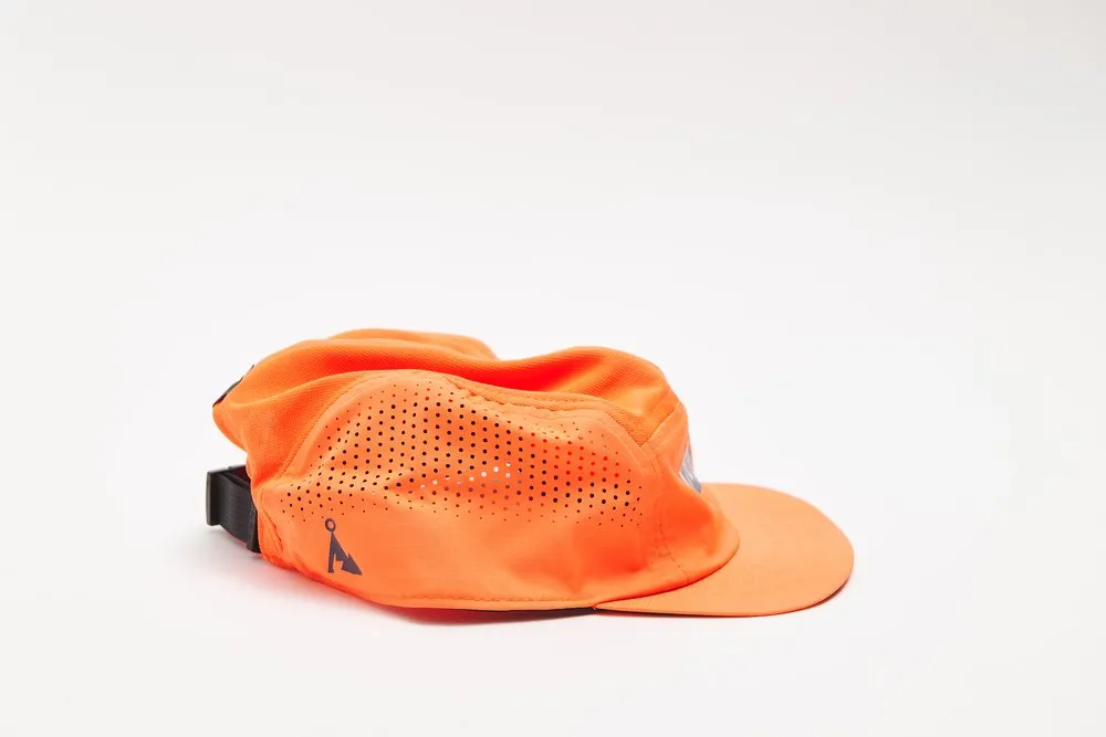 Vaga - Wind Resistant Feather Racing Cap