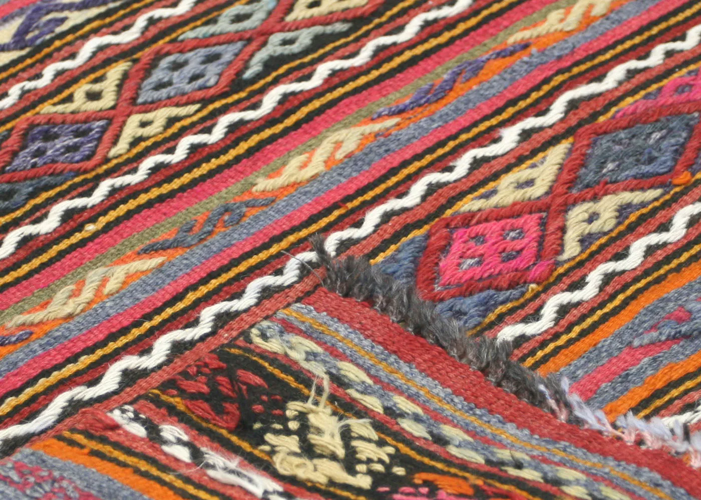 Vintage Turkish Kilim - 4'3" x 4'2"