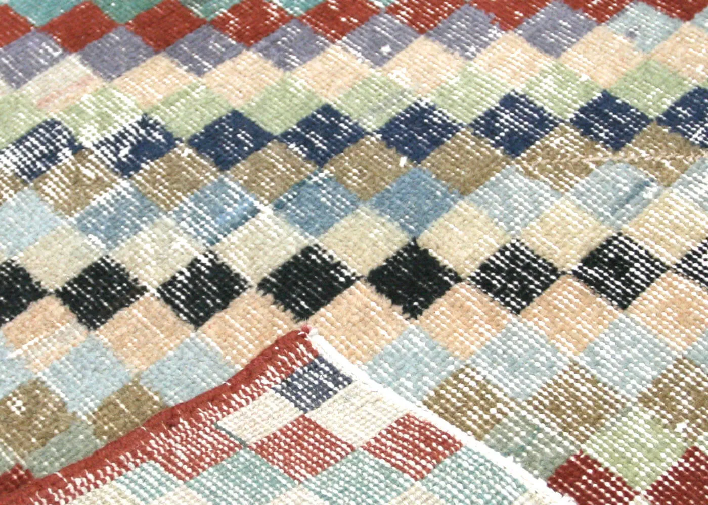Vintage Turkish Mid-Century-Modern Rug - 5' x 9'5"