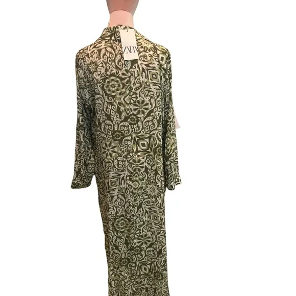 Zara Women’s Long Sleeve Green Pattern Button Up Midi Dress Size Large