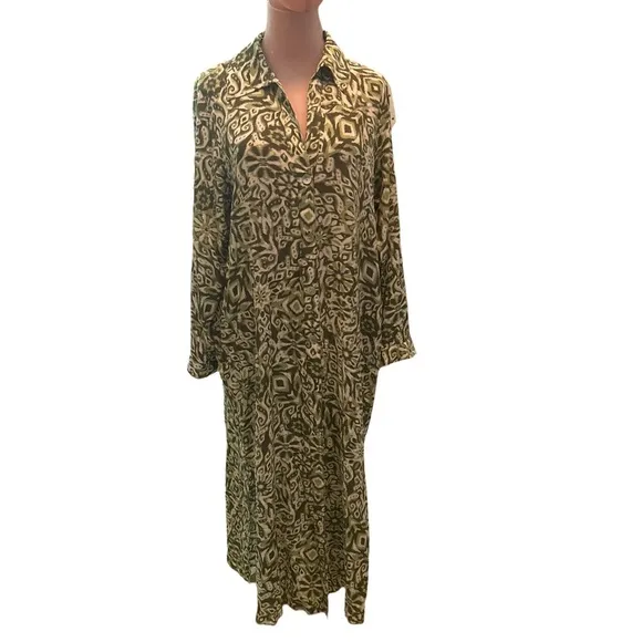 Zara Women’s Long Sleeve Green Pattern Button Up Midi Dress Size Large